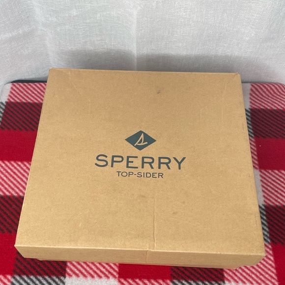 Sperry Boots - Picture 6 of 6